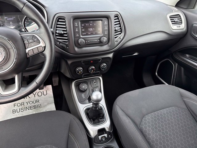 Used 2018 Jeep Compass Sport AWD/4WD image 21