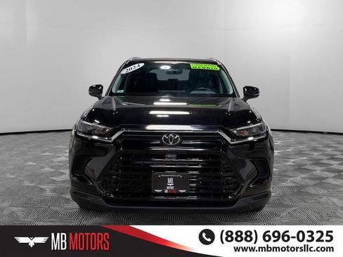 Used 2024 Toyota Grand Highlander AWD Hybrid image 11