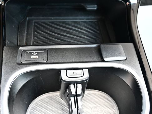 Used 2025 Mercedes-Benz CLA 250 4MATIC image 26