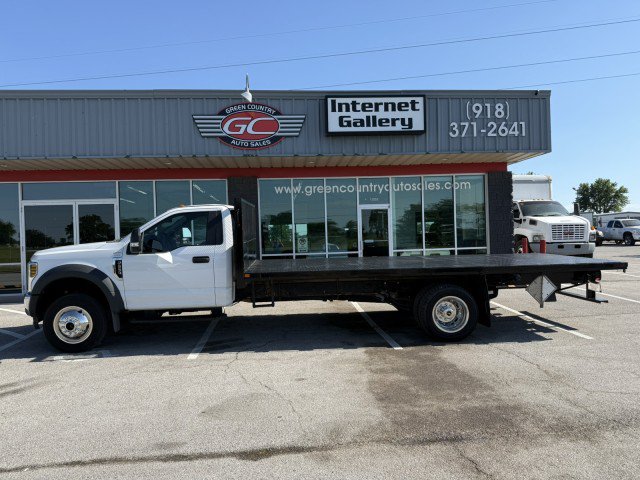 Used 2018 Ford F550 4x4 Regular Cab Super Duty image 1