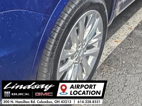 Used 2024 Cadillac XT6 Premium Luxury w/ LPO, Floor Liner Package image 20