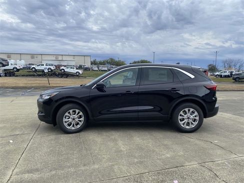 New 2025 Ford Escape Active image 9