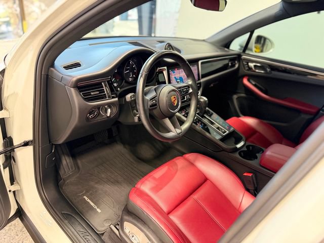 Used 2022 Porsche Macan AWD/4WD image 20
