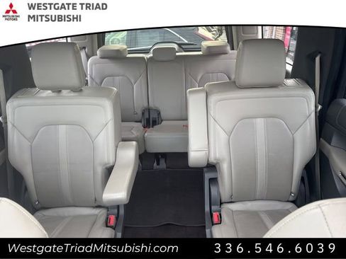 Used 2021 Ford Expedition Limited image 25