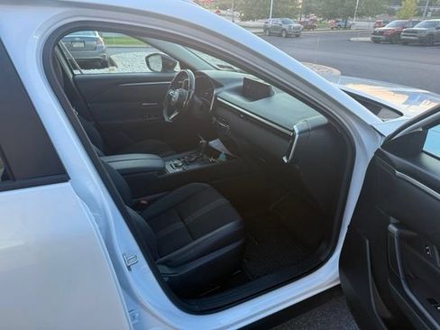 Used 2025 MAZDA CX-50 AWD 2.5 S w/ Weather Package image 16