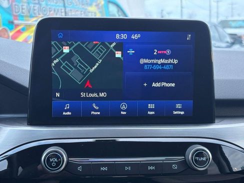 Used 2021 Ford Escape Titanium image 22