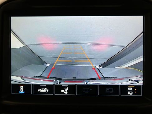 Used 2022 GMC Sierra 3500 SLT w/ SLT Convenience Package AWD/4WD image 15
