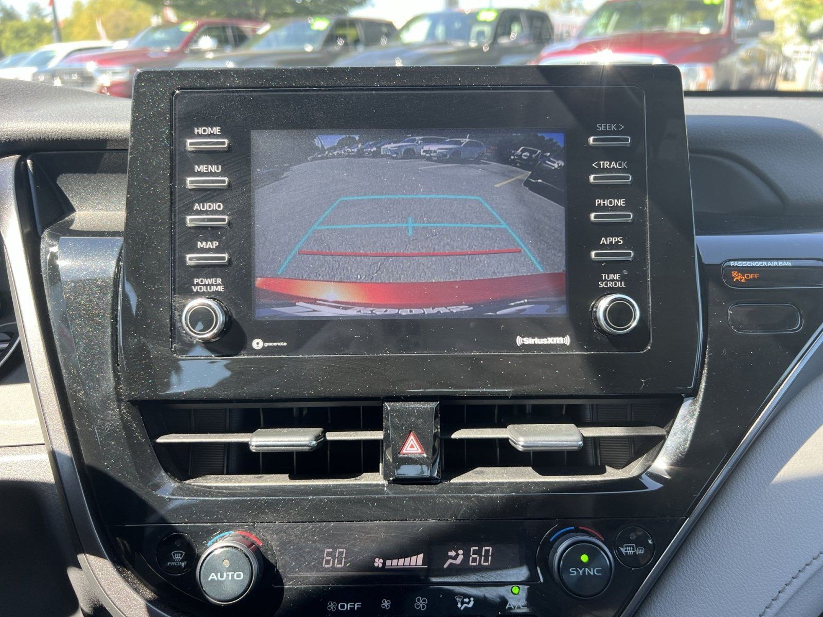Used 2022 Toyota Camry SE FWD image 19