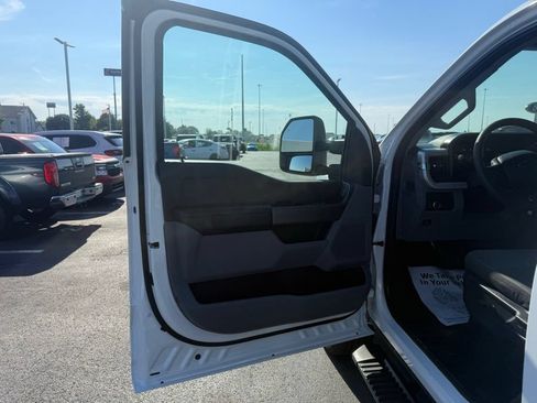 Certified 2025 Ford F350 XLT AWD/4WD image 20