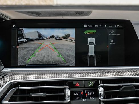 Used 2023 BMW X5 sDrive40i w/ Executive Package image 22