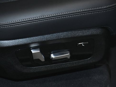 Used 2026 BMW X7 xDrive40i image 67