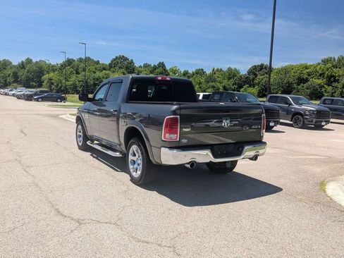 Used 2016 RAM 1500 Laramie w/ Convenience Group AWD/4WD image 3