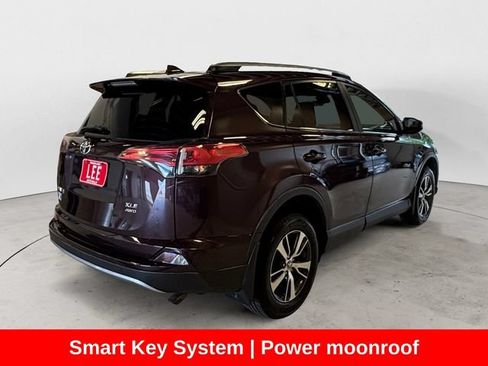 Used 2018 Toyota RAV4 XLE AWD/4WD image 6