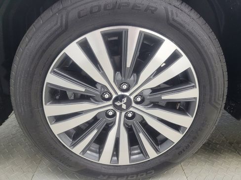 Used 2020 Mitsubishi Outlander SEL AWD/4WD image 31