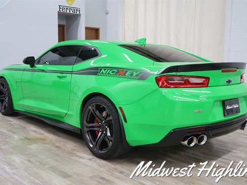 Used 2017 Chevrolet Camaro SS RWD image 11