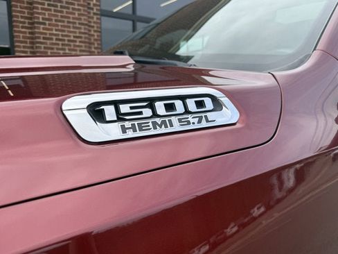 Used 2019 RAM 1500 Limited AWD/4WD image 12