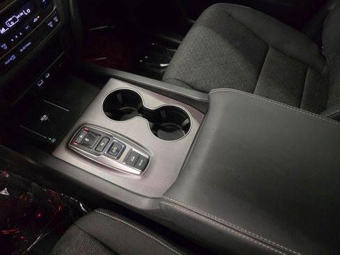 Used 2025 Honda Ridgeline Sport image 27