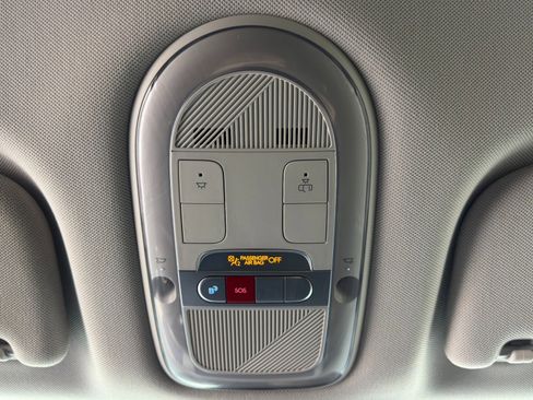 Used 2022 Hyundai Ioniq 5 SEL w/ Cargo Package image 32