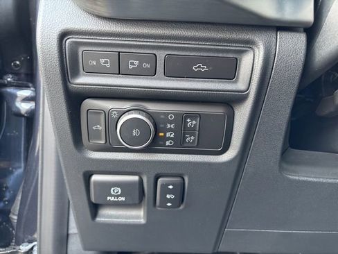 Used 2021 Ford F150 Lariat w/ Equipment Group 501A Mid image 30