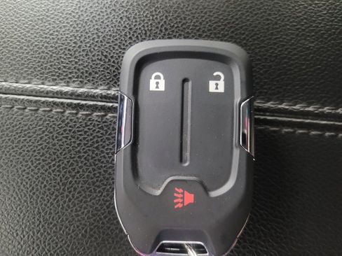 Used 2020 GMC Terrain SLE image 32