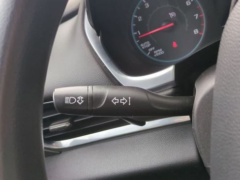 Used 2019 Chevrolet Traverse LS FWD image 27