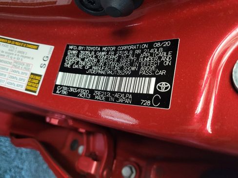 Used 2021 Toyota Corolla LE image 33