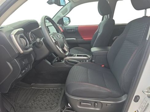 Used 2023 Toyota Tacoma SR5 RWD image 11