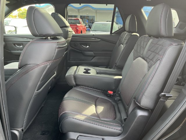 New 2026 Honda Pilot Black Edition image 33