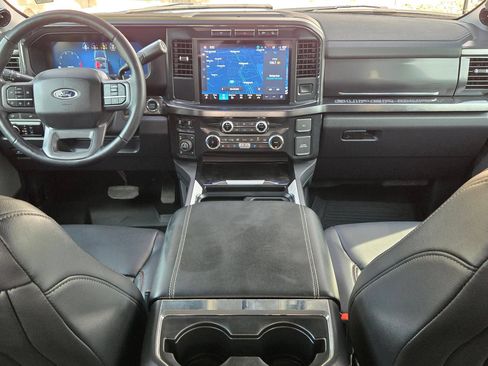 Used 2024 Ford F250 Lariat w/ Tremor Off-Road Package AWD/4WD image 17