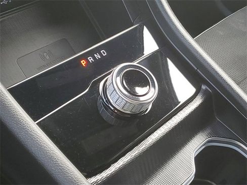 Used 2024 Jeep Grand Cherokee Altitude image 22