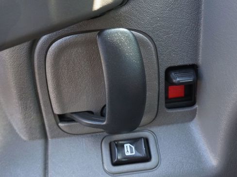 Used 2018 Chevrolet Express 2500 Extended w/ Communications Package RWD image 26