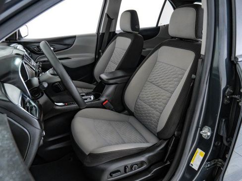 Used 2021 Chevrolet Equinox LS w/ LS Convenience Package FWD image 30