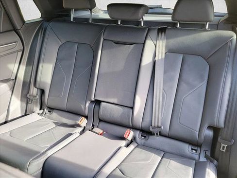 Used 2025 Audi Q3 2.0T Premium w/ Black Optic Sport Package image 14