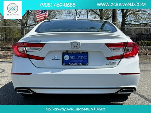 Used 2019 Honda Accord Sport image 3