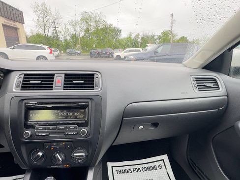 Used 2012 Volkswagen Jetta SE image 17