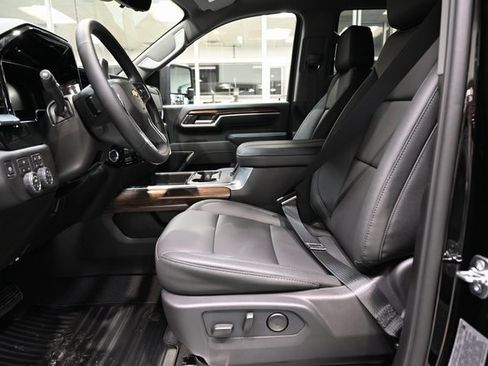 New 2026 Chevrolet Silverado 2500 LT w/ Z71 Chrome Sport Edition image 10