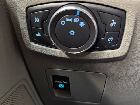 Used 2018 Ford F150 XLT image 27