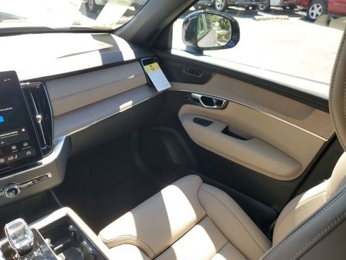 New 2026 Volvo XC90 B6 Ultra image 10