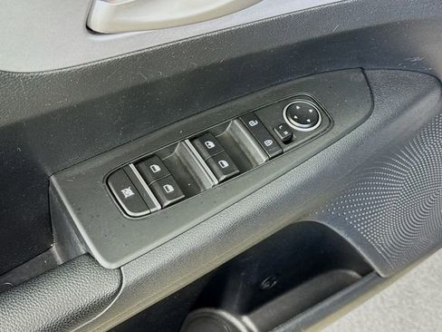 Used 2024 Kia Forte LXS FWD image 18