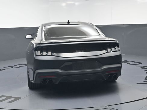 Used 2025 Ford Mustang GT Premium image 8