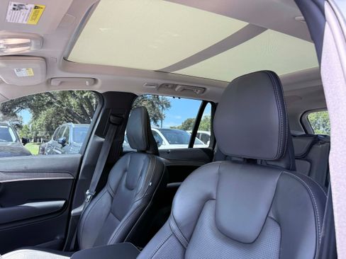 Used 2023 Volvo XC90 B6 Ultimate w/ Protection Package Premier AWD/4WD image 13