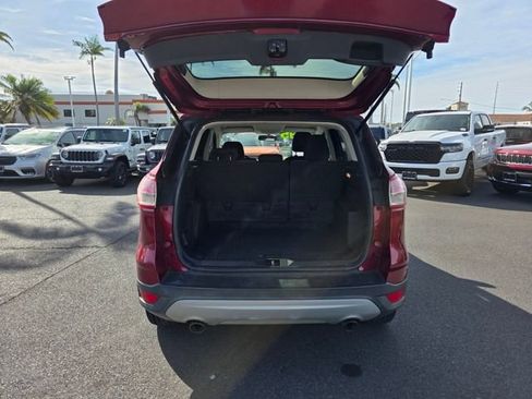 Used 2016 Ford Escape SE image 11