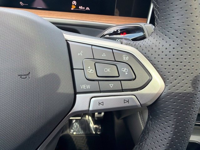 New 2026 Volkswagen Tiguan SEL R-Line AWD/4WD image 20