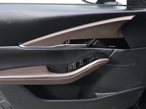 Used 2022 MAZDA CX-30 AWD 2.5 S w/ Premium Package image 22