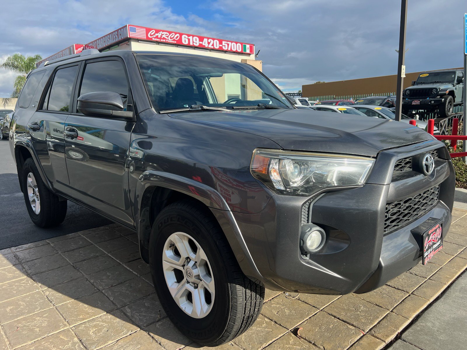 Used 2018 Toyota 4Runner SR5 RWD image 1