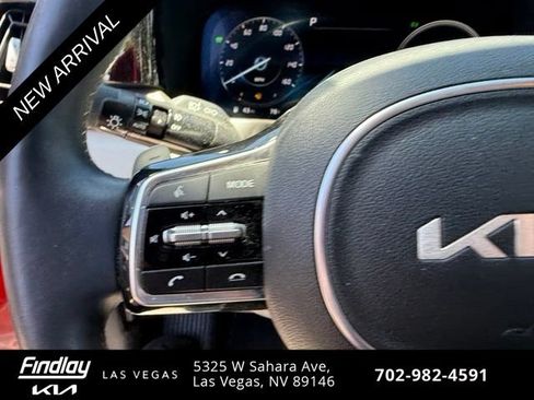 Certified 2023 Kia Sorento SX Prestige AWD/4WD image 9