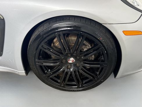 Used 2016 Porsche Panamera 4 Edition AWD/4WD image 30