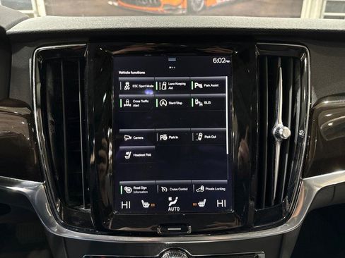 Used 2018 Volvo S90 T5 Momentum w/ Convenience Package image 82