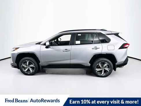 New 2025 Toyota RAV4 SE image 6