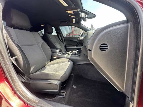 Used 2018 Dodge Charger R/T RWD image 23